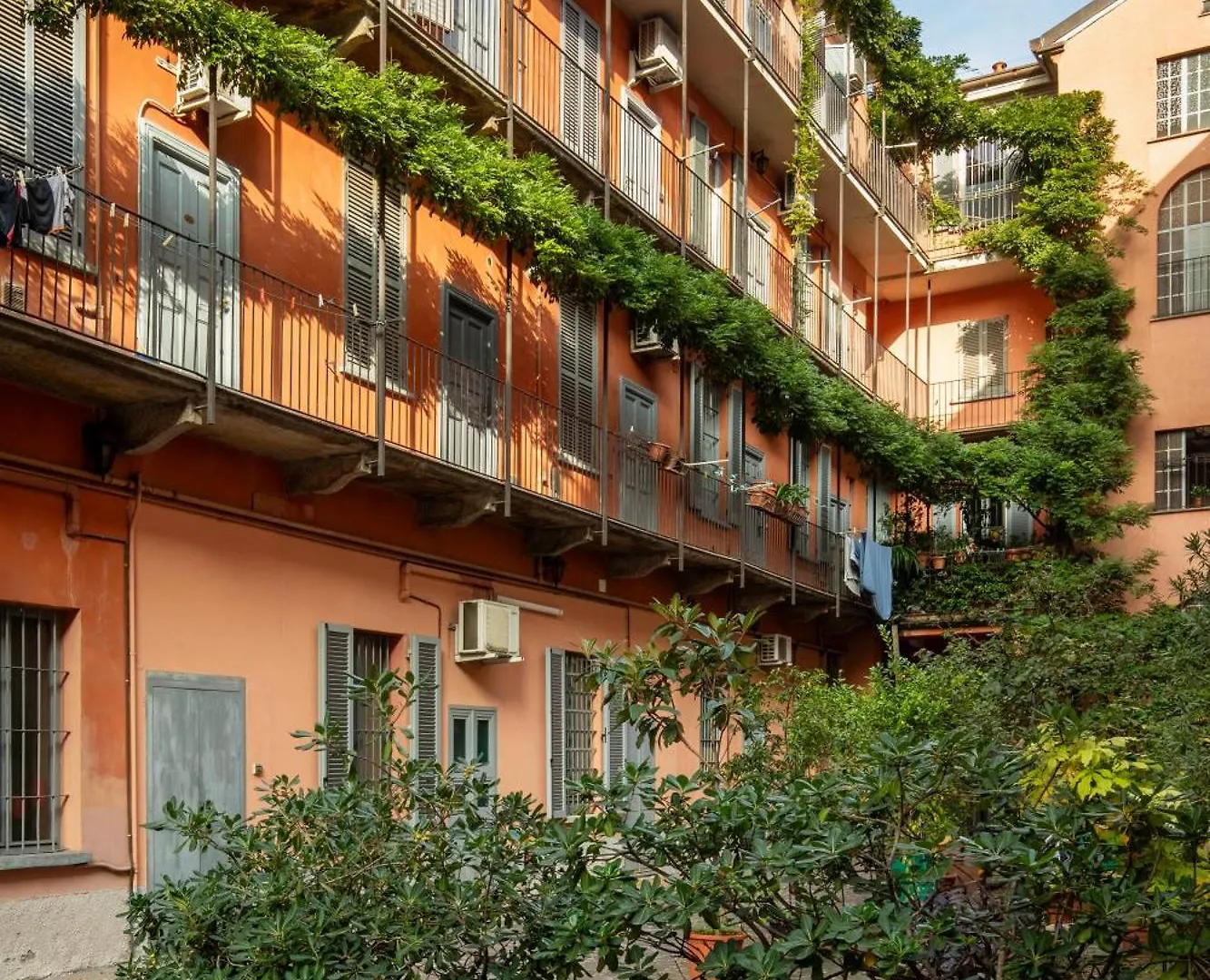 Ludo'S Home Navigli Milán